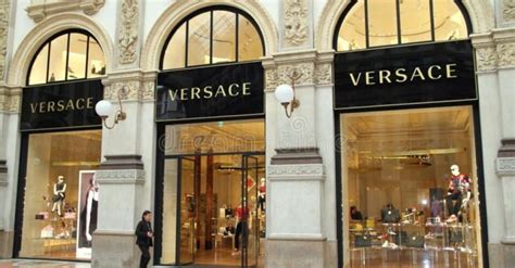 does versace support palestine|versace israel.